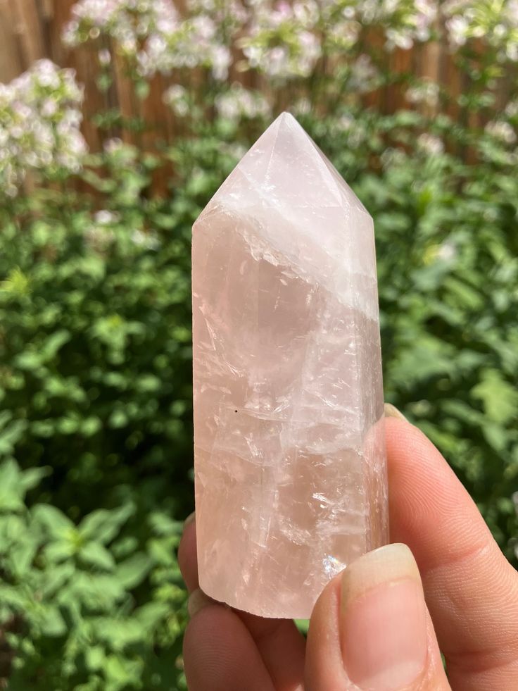 ROSE QUARTZ WAND