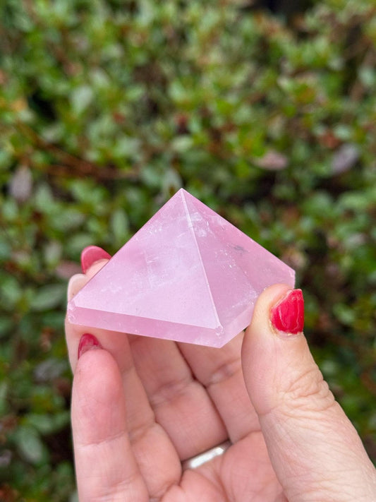 ROSE QUARTZ PYRAMID